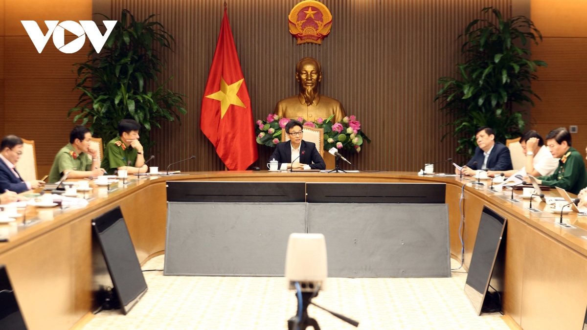 Questions arise over how Vietnam will implement plan for vaccine passports